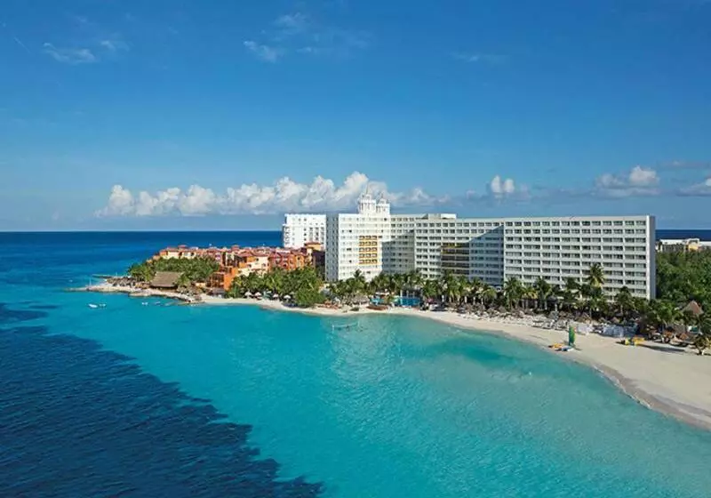 Dreams Sands Cancun Resort & Spa