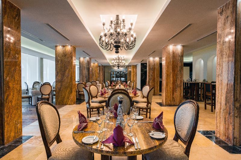 Dreams Sands Cancun Resort & Spa