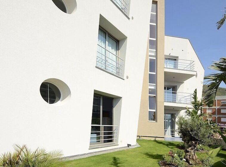 בית מלון כפרי Astro Suite