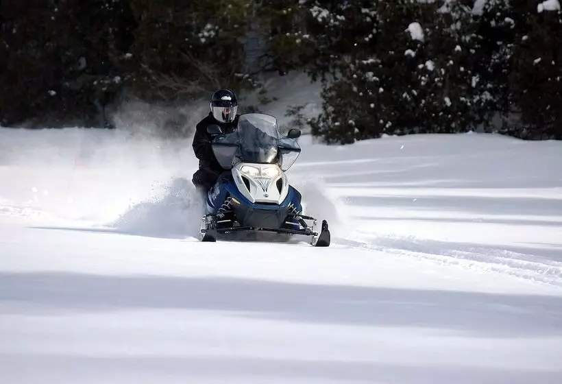 酒店 Auberge Du Lacal Eauclaire