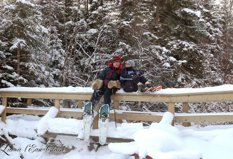 בית מלון כפרי Auberge Du Lacal Eauclaire