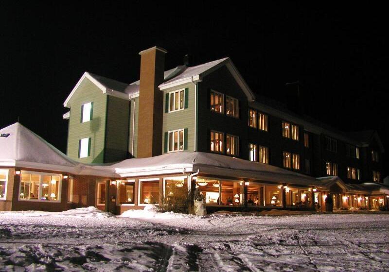 בית מלון כפרי Auberge Du Lacal Eauclaire