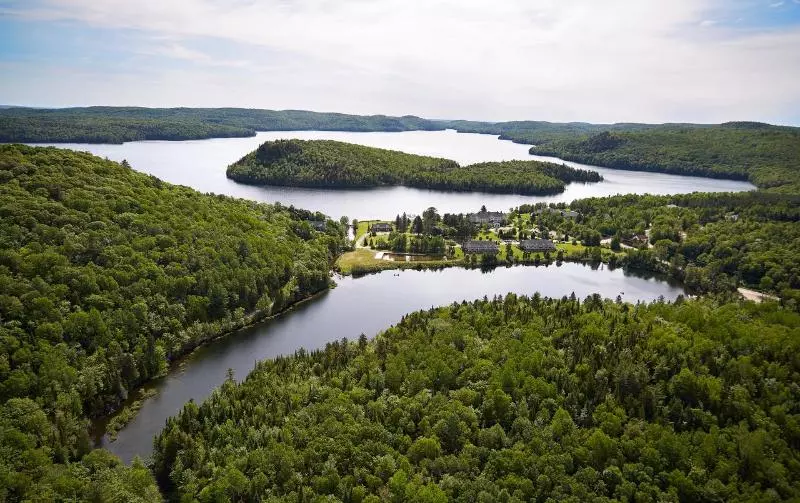 酒店 Auberge Du Lacal Eauclaire