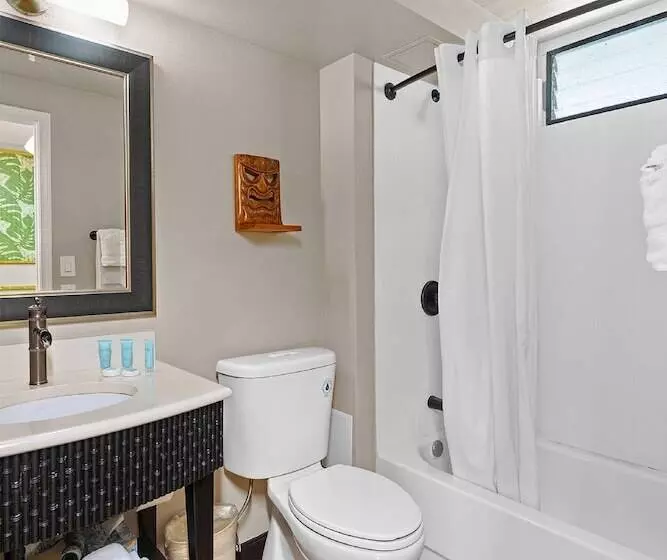 酒店 Castle Bamboo Waikīkī