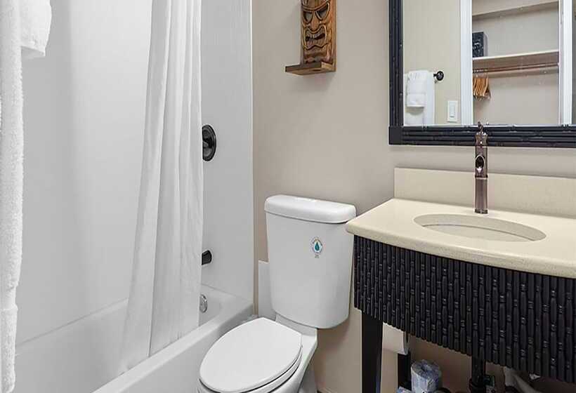 فندق Castle Bamboo Waikīkī