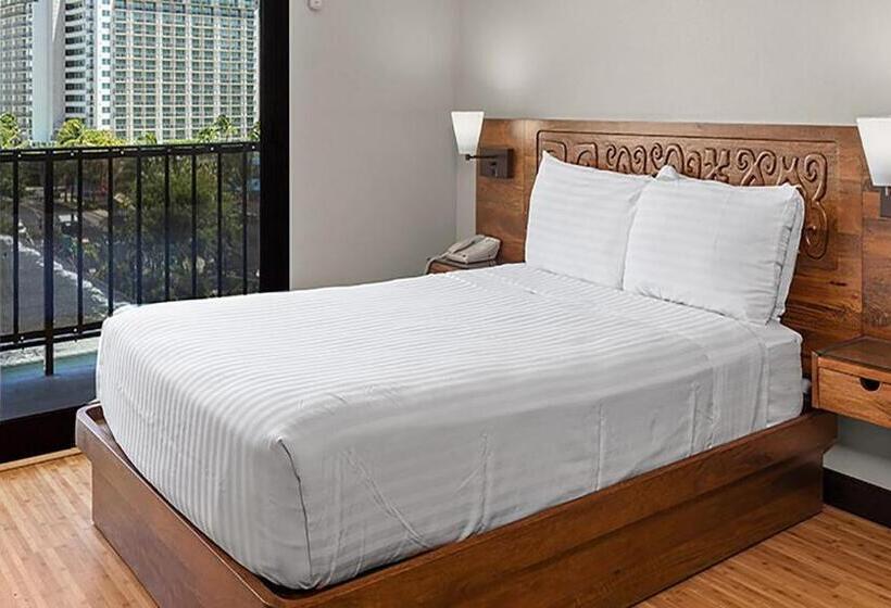 فندق Castle Bamboo Waikīkī