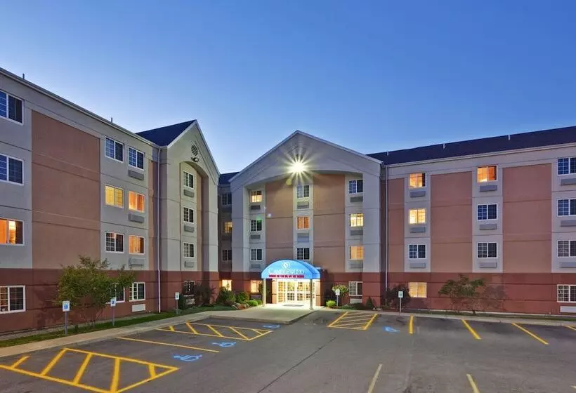 هتل Candlewood Suites Syracuse Airport, An Ihg