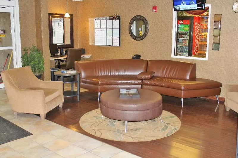 هتل Candlewood Suites Syracuse Airport, An Ihg