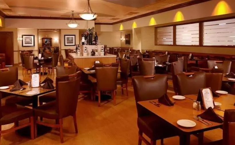 Cannery Hotel & Casino