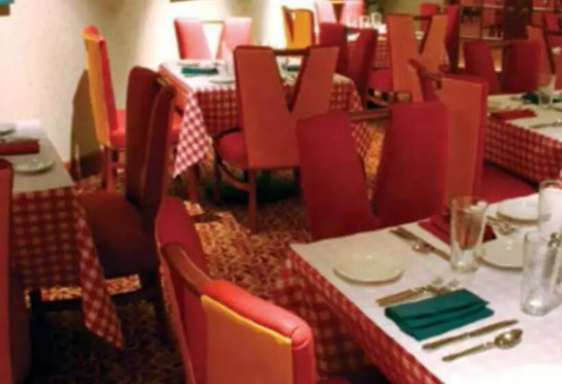 Cannery Hotel & Casino