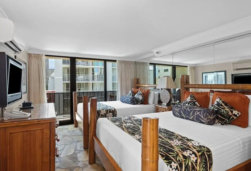 Отель Castle Bamboo Waikīkī