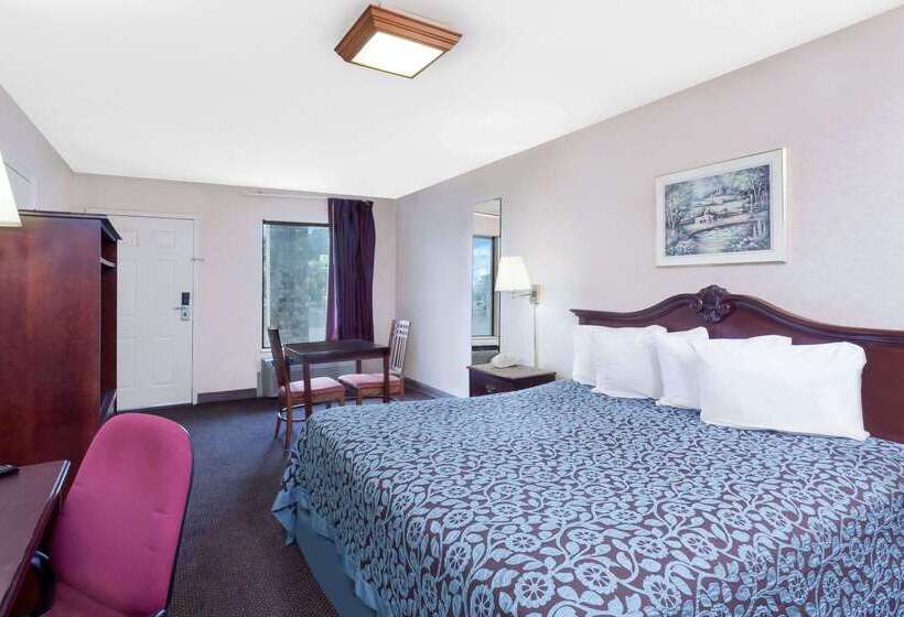 בית מלון כפרי Days Inn By Wyndham Morristown