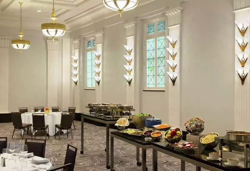 هتل Hilton New Orleans/st. Charles Avenue