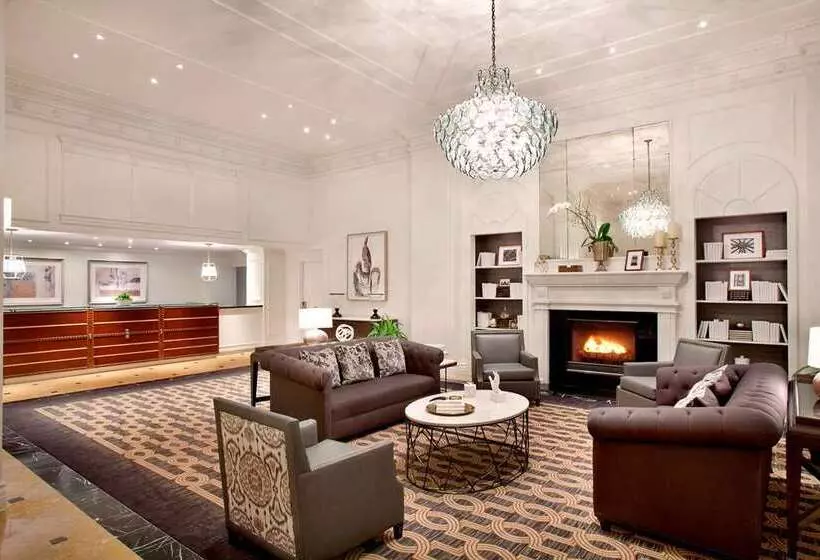 هتل Hilton New Orleans/st. Charles Avenue