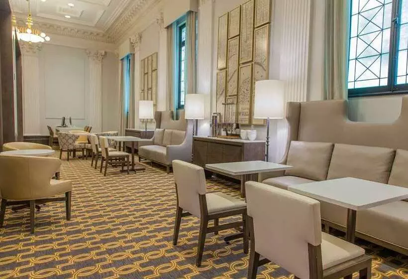 هتل Hilton New Orleans/st. Charles Avenue