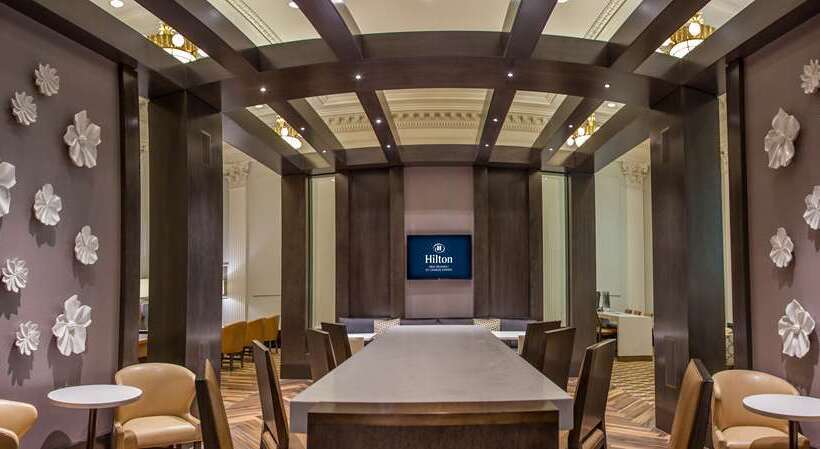 فندق Hilton New Orleans/st. Charles Avenue