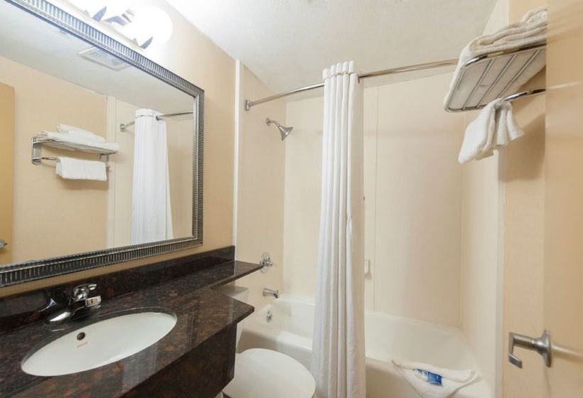 فندق Holiday Inn Express Queens Midtown Tunnel