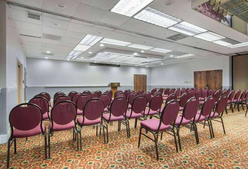 هتل My Homes Macon North I 75