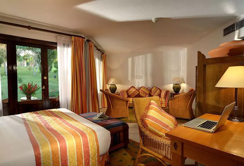 هتل Mercure Luxor Karnak