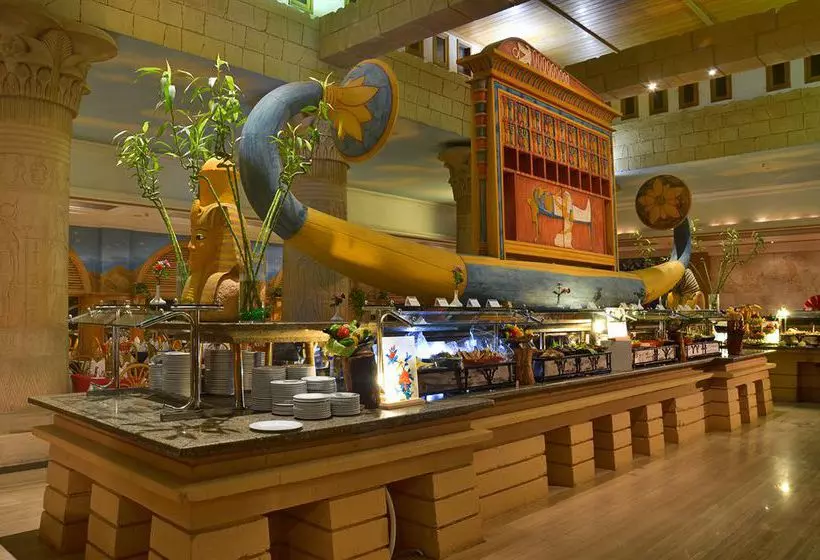 هتل Mercure Luxor Karnak