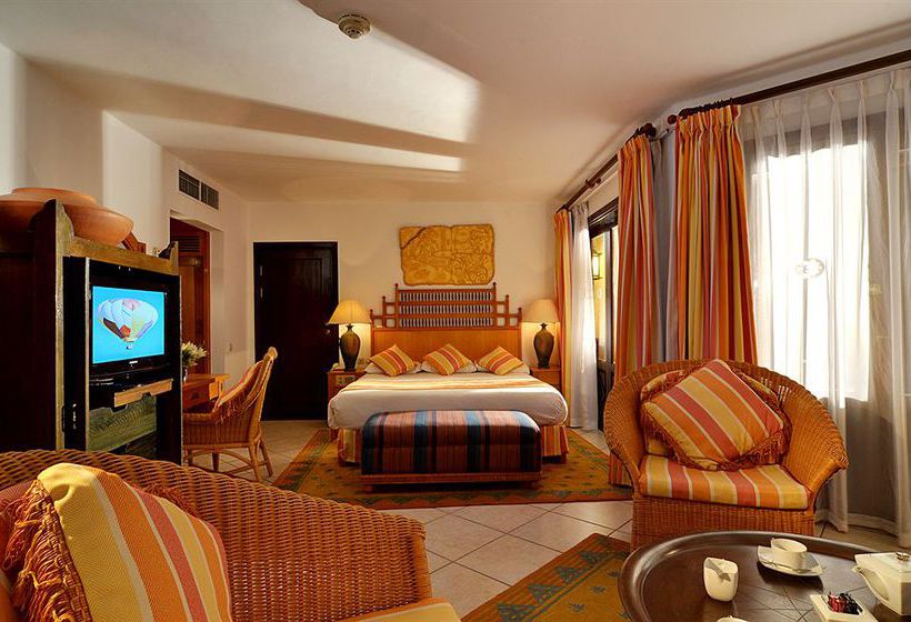 هتل Mercure Luxor Karnak