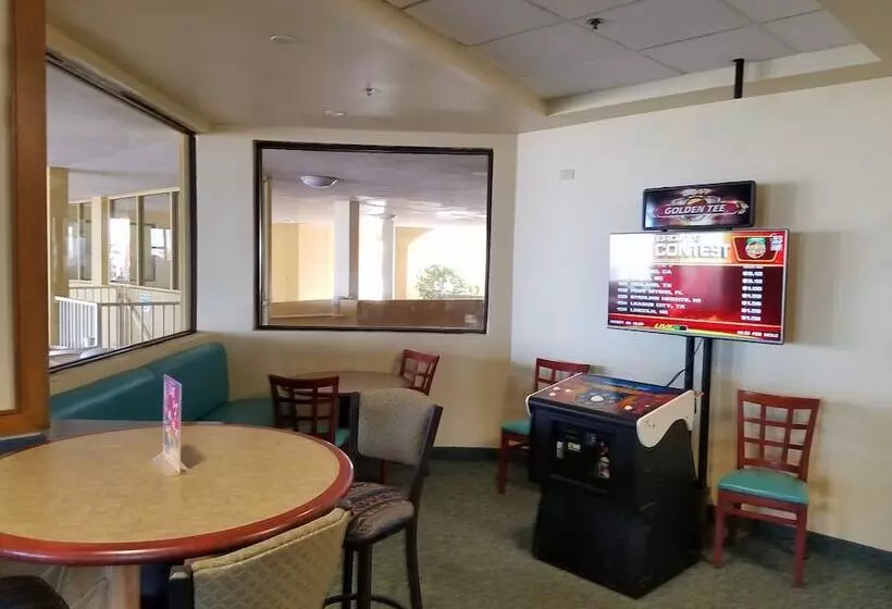 Hotel Renaissance Daytona Beach Oceanfront