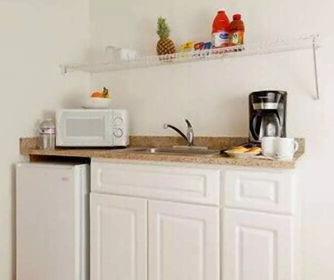 Hotel Renaissance Daytona Beach Oceanfront