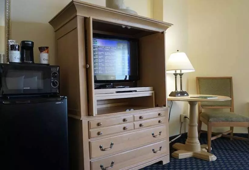 Hotel Renaissance Daytona Beach Oceanfront