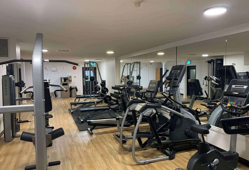 Prestige Radium Hot Springs Resort, Worldhotels Crafted