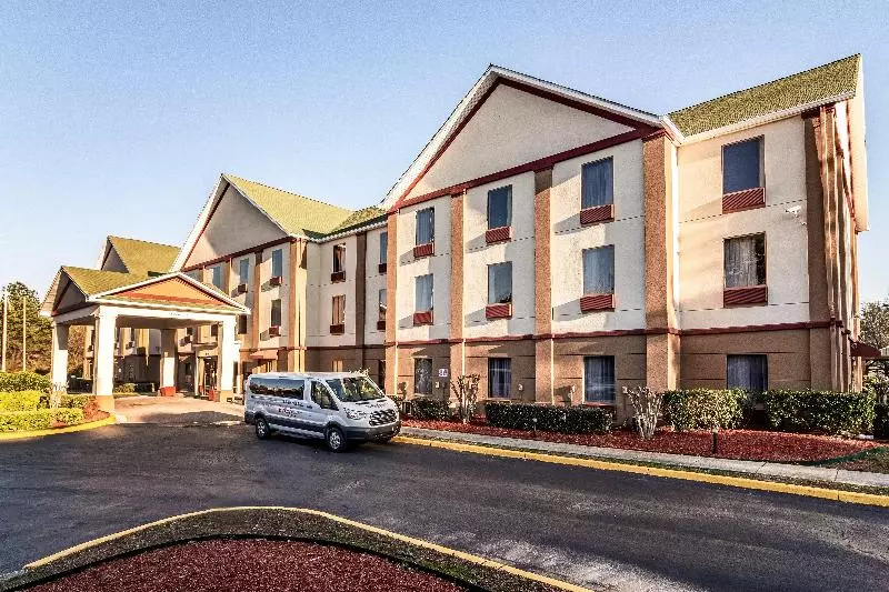 酒店 Red Roof Plus+ & Suites Atlanta Airport South