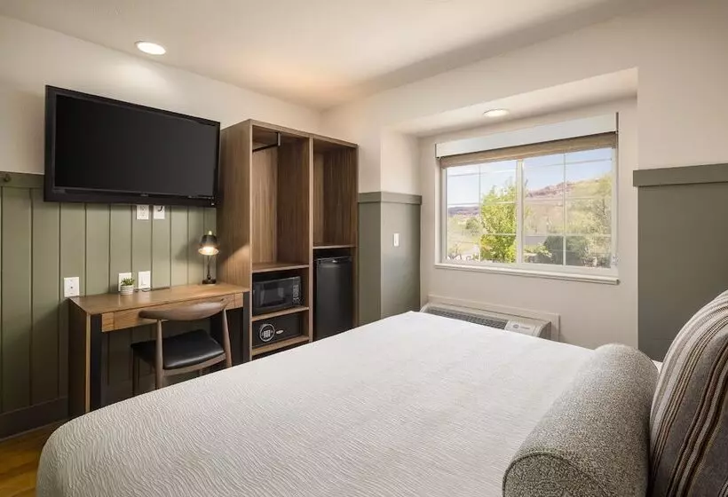 Hotel River Canyon Lodge