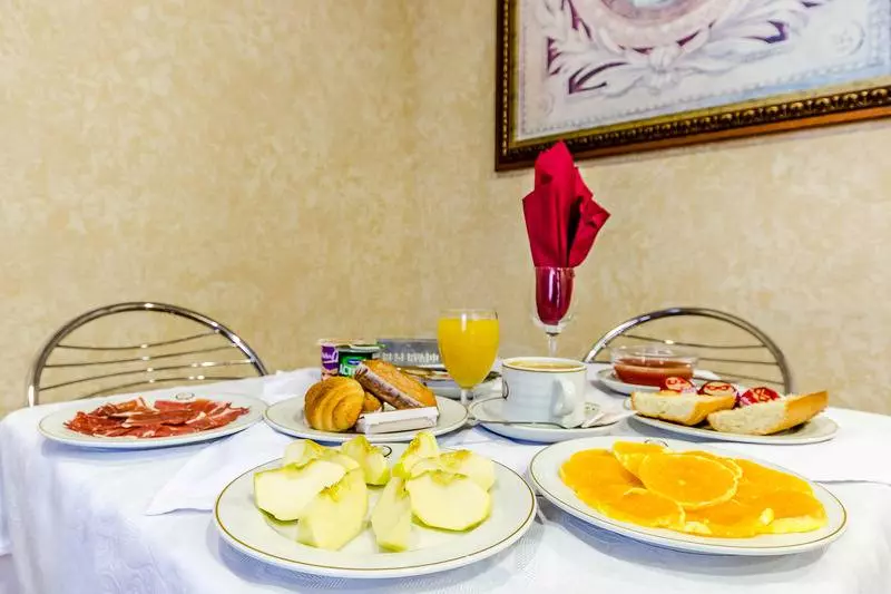 Отель Roma Aurea