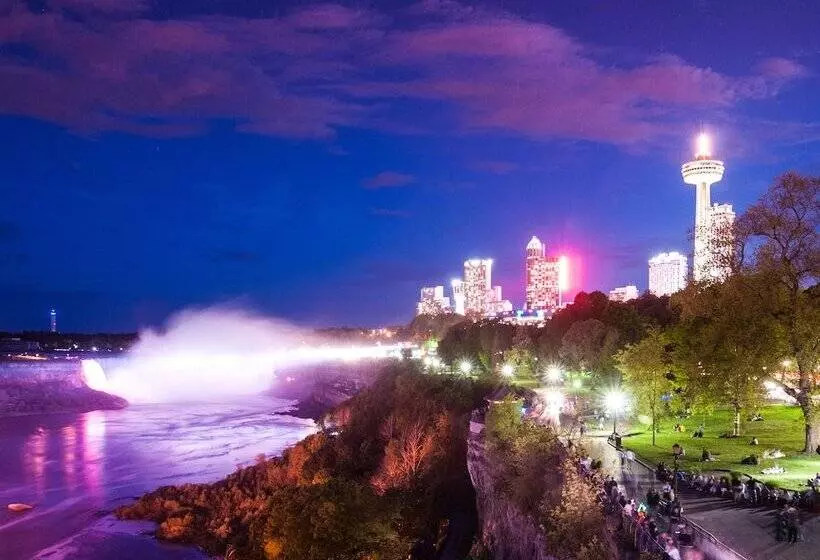 Отель Sheraton Fallsview