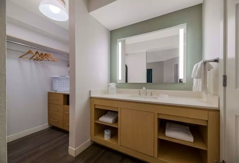 هتل Sonesta Es Suites Orlando International Drive