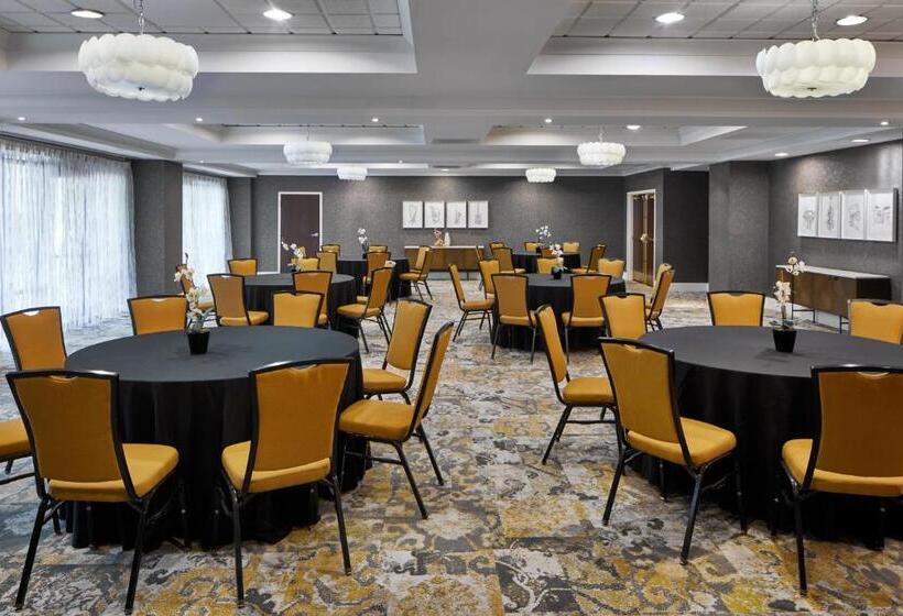 Otel Springhill Suites Memphis Downtown