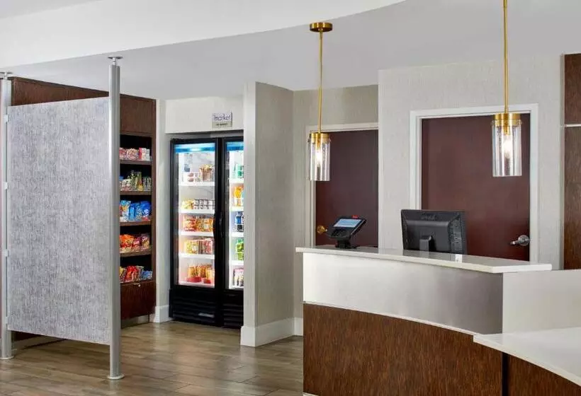 فندق Springhill Suites Memphis Downtown