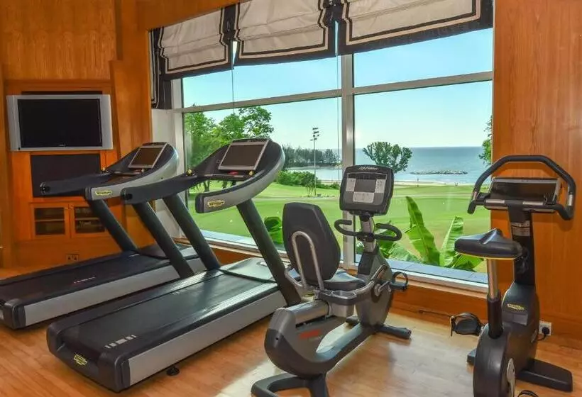 בית מלון כפרי The Empire Brunei