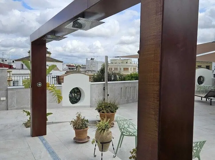 Hotelli Yit Casa Grande