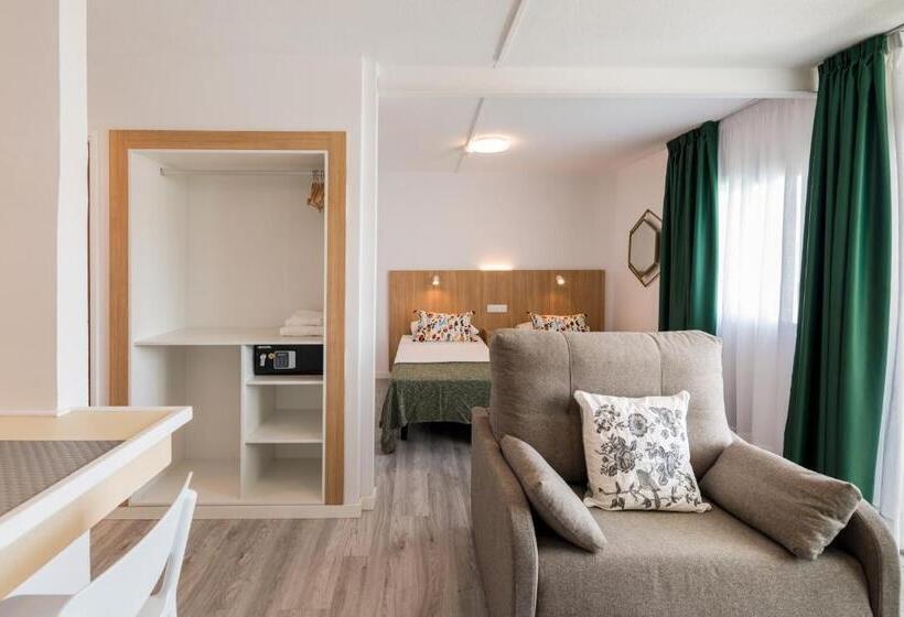 Roca Verde Playa del Inglés