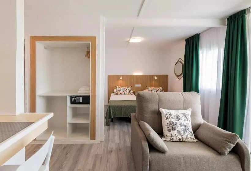 Roca Verde Playa del Inglés