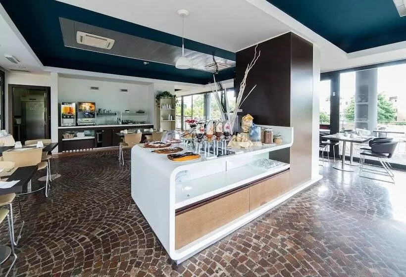 Sotel Nomentana Roma