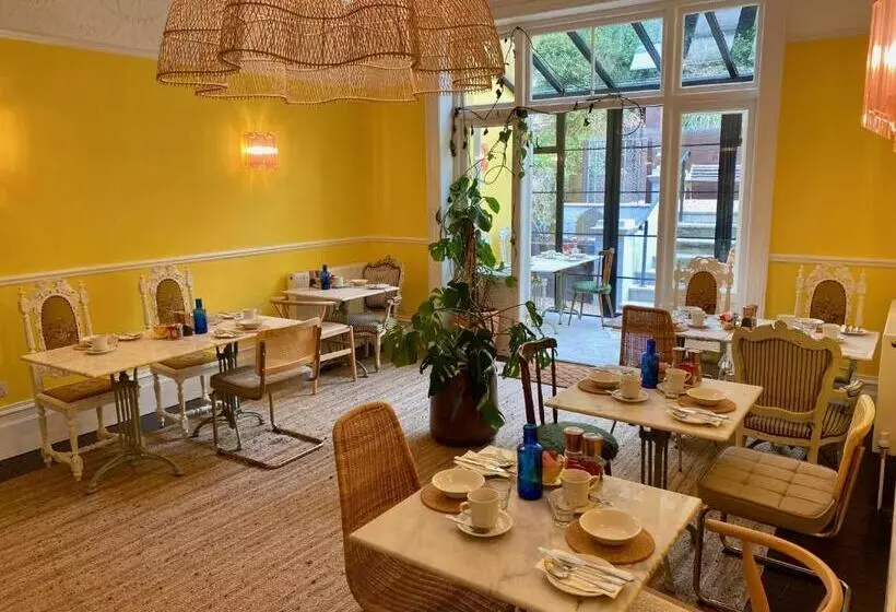 Bed and Breakfast 15 Grosvenor