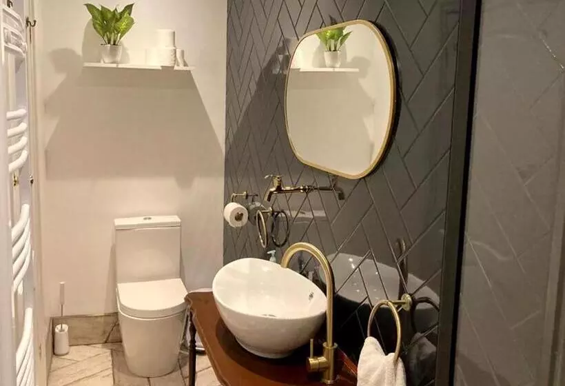 Bed and Breakfast 15 Grosvenor