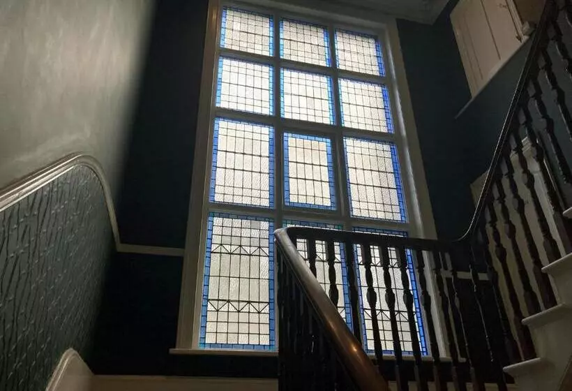 Bed and Breakfast 15 Grosvenor