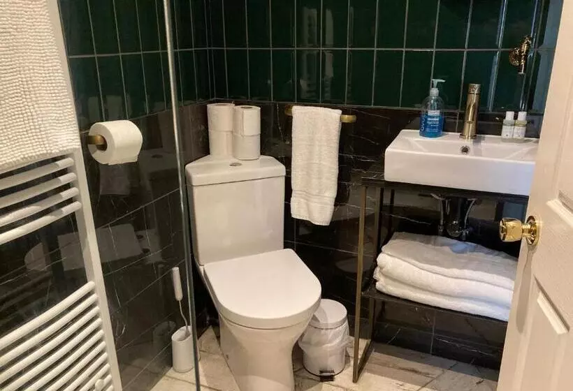 Bed and Breakfast 15 Grosvenor