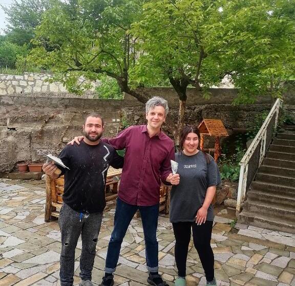 تختخواب و صبحانه Elegaya Guest House