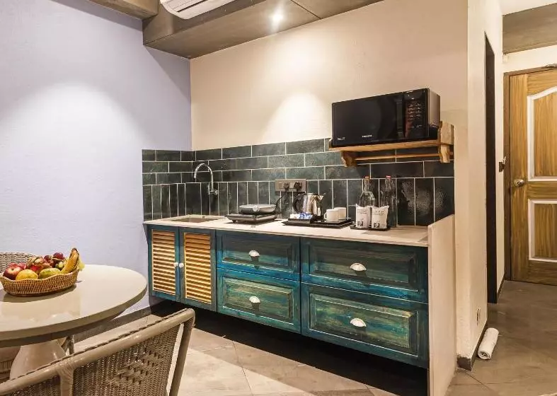 Bougainvilla Apartment