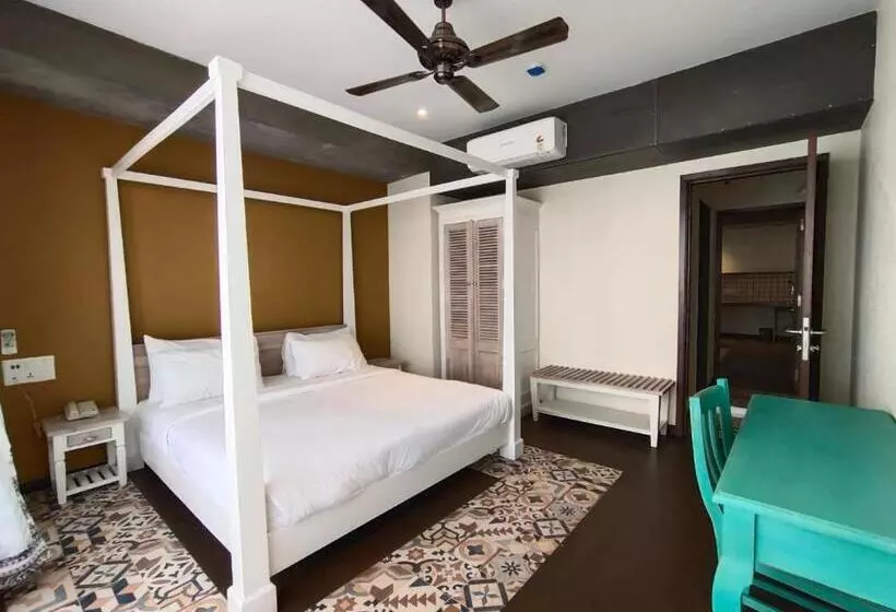 Bougainvilla Apartment