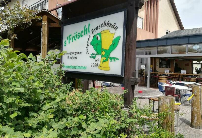 בית מלון כפרי Brauhaus Fröschl