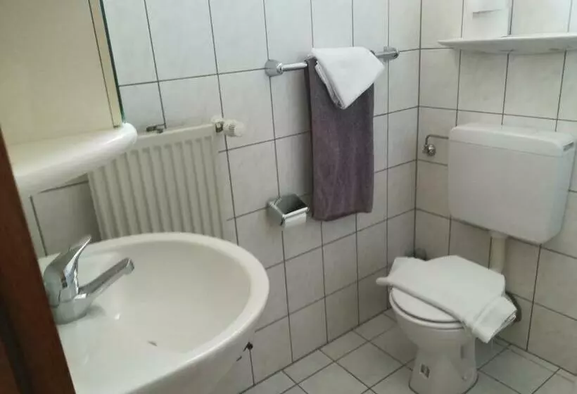 Hotelli Brauhaus Fröschl